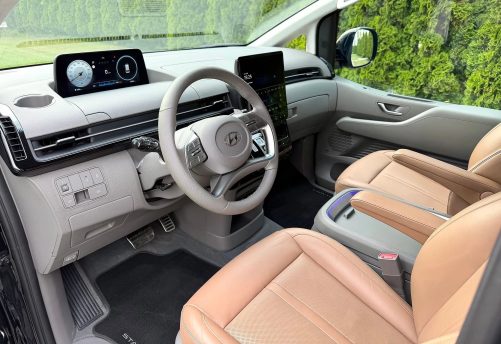 Hyundai Staria 2024